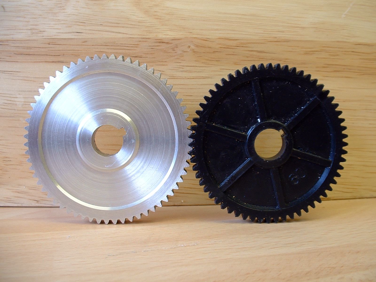 Photo 1 63 and 60 tooth gears